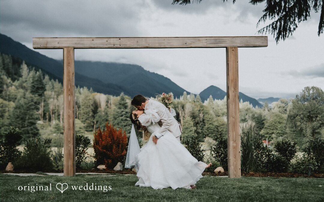 Celebrating Ben & Erin’s Wedding at Paradise Village Venue with Original Weddings